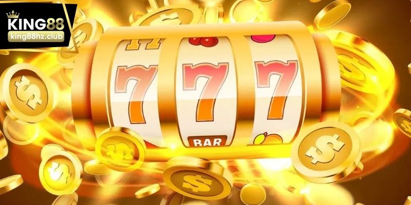 Người chơi theo dõi giá trị jackpot trước khi tăng mức cược